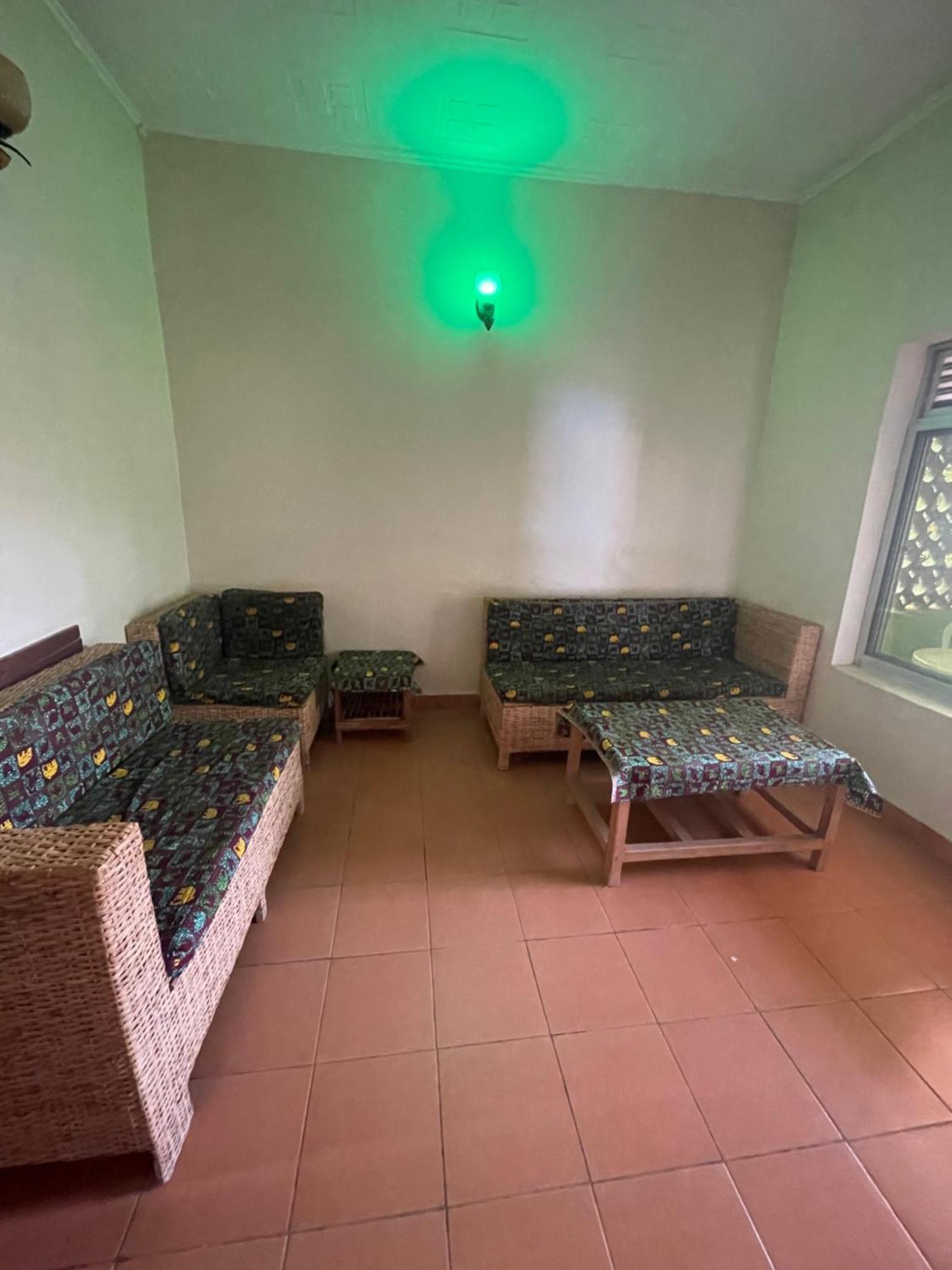 Kihihi Suba Motel المظهر الخارجي الصورة