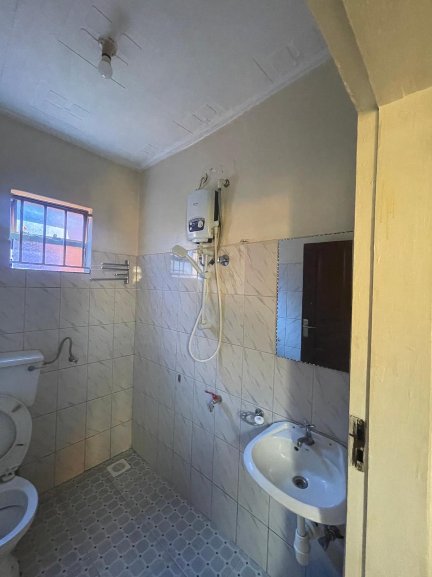 Kihihi Suba Motel المظهر الخارجي الصورة