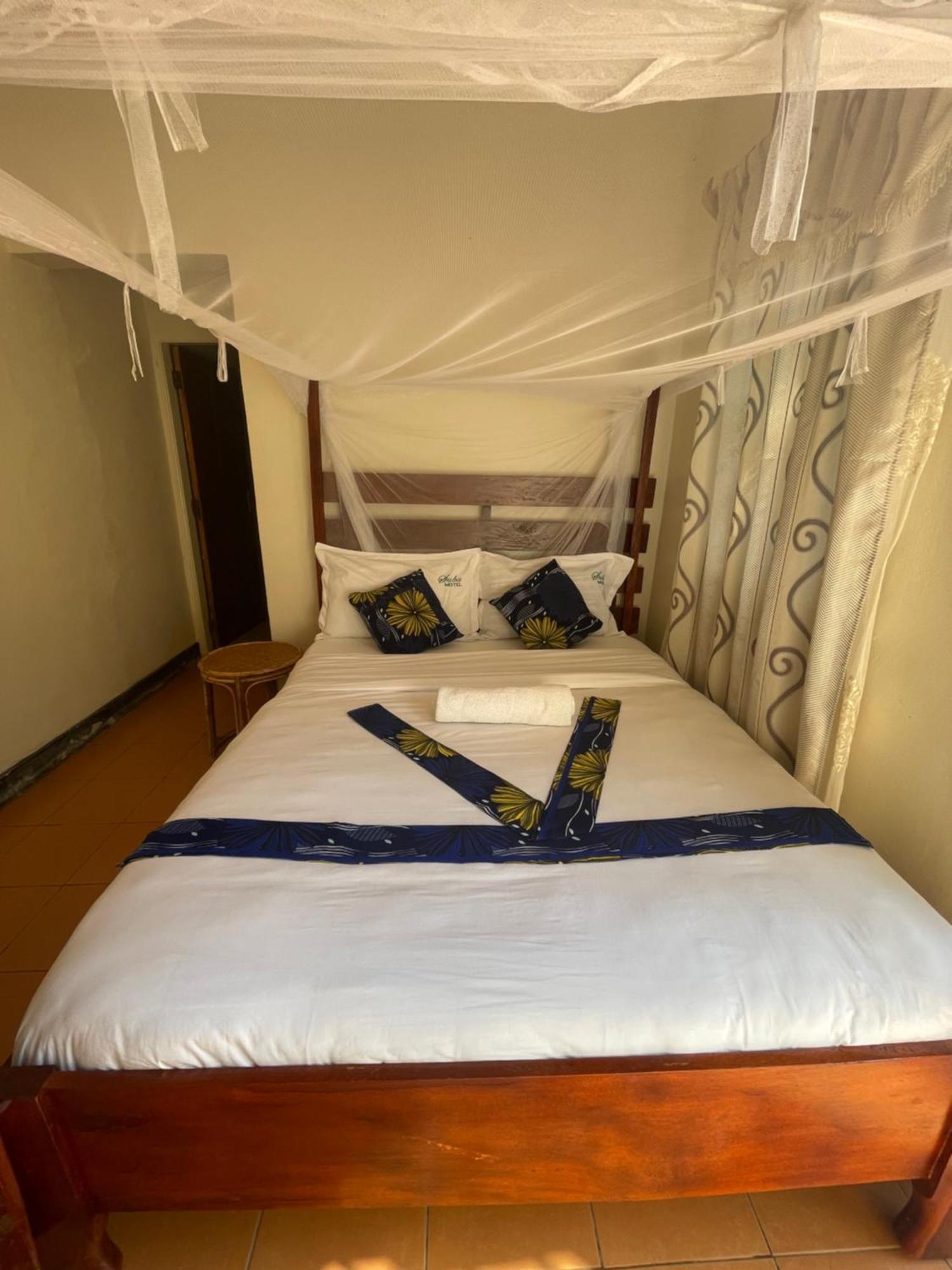 Kihihi Suba Motel المظهر الخارجي الصورة