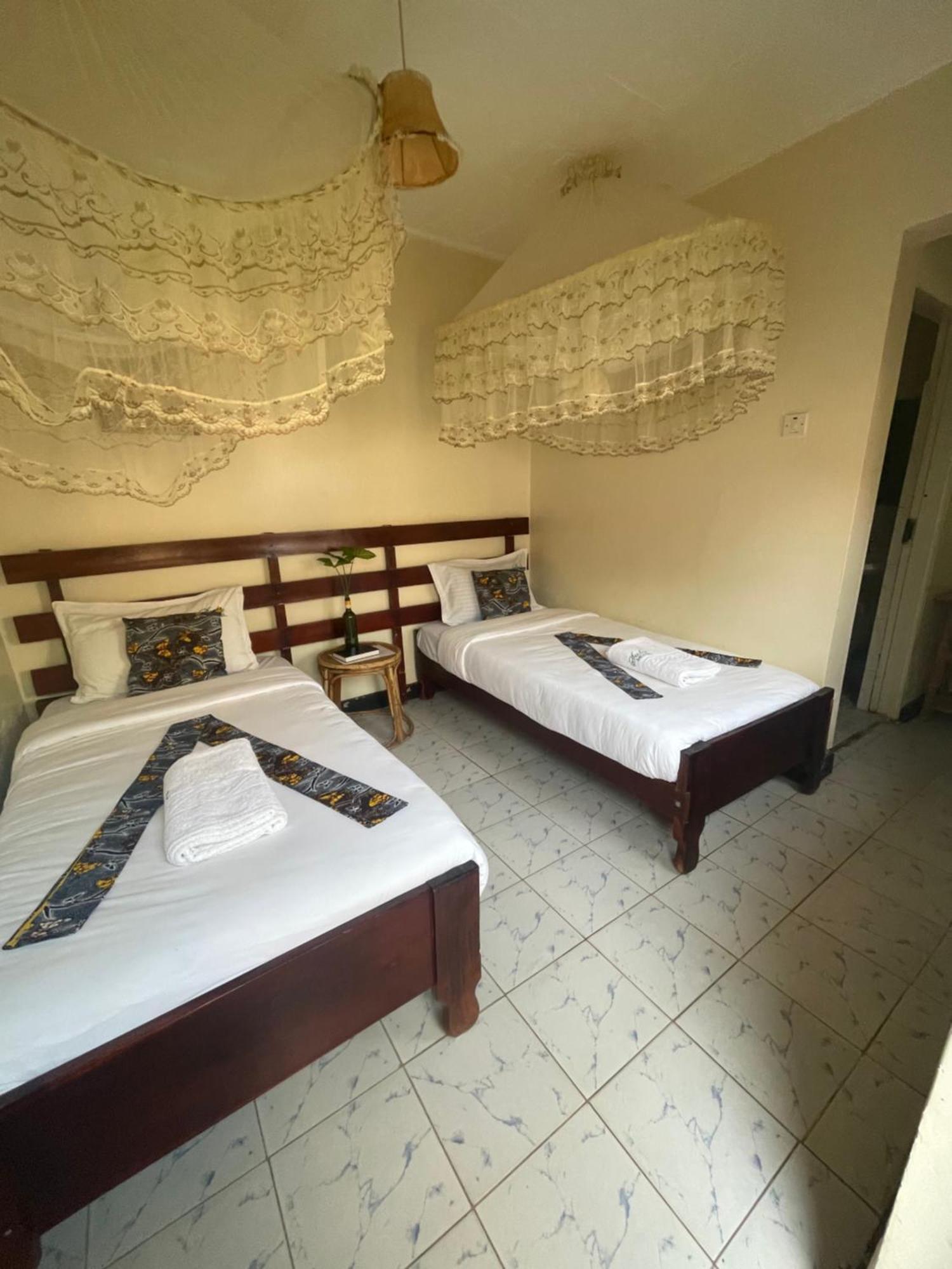 Kihihi Suba Motel المظهر الخارجي الصورة